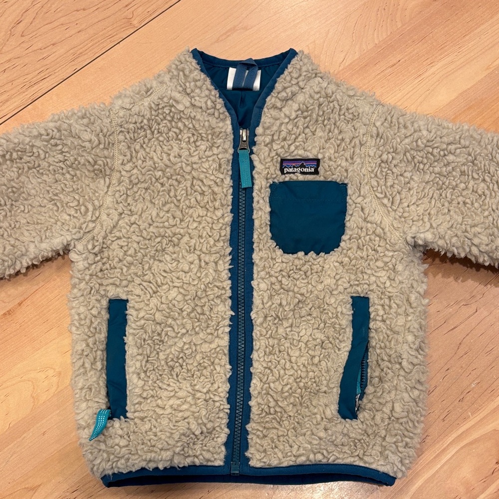 Kids Patagonia retro-x fleece jacket, size 3T
